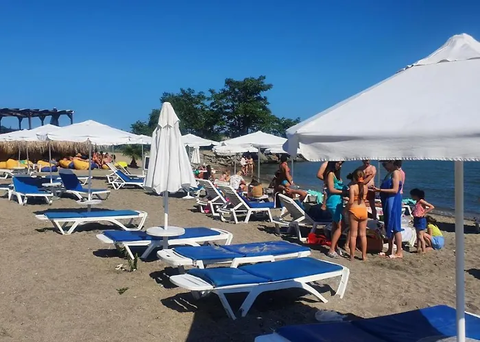 Апартаменти Sarafovo *